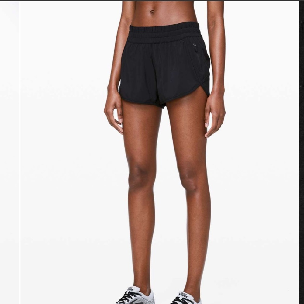 Lululemon Black Tracker Shorts 4”